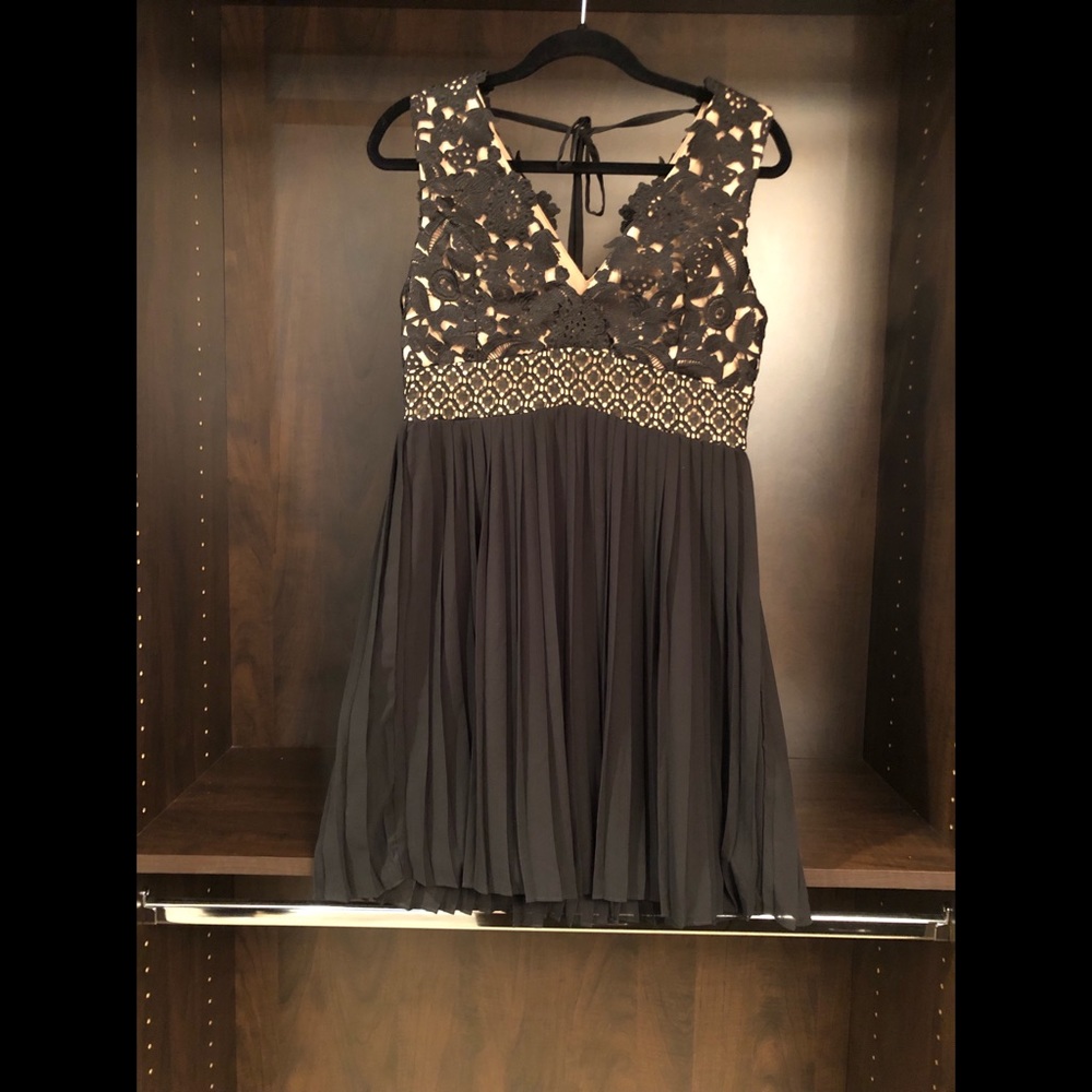 Black/ nude lace dress